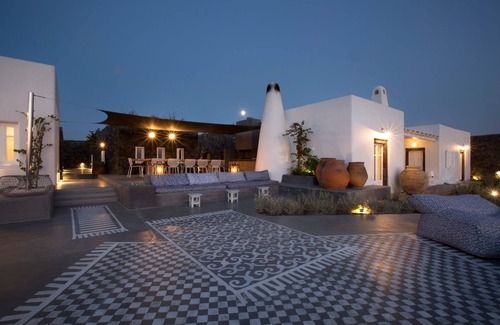 Santorini Villa | Splendid Santorini Residence | Villa Beatrix | 5 Bedrooms
