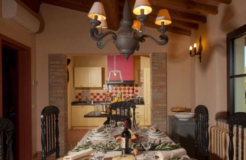 Montaione Villa | Splendid Villa ideal for groups up to 22 guests