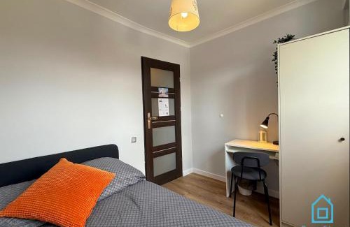 Siedlce House | Spongebob Room 10 Min to Old Town Gdańsk,PKP & Shopping Mall