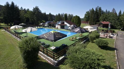 Kacov Resort | Sporthotel Kácov
