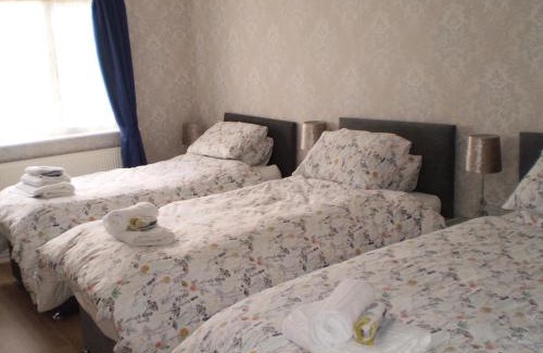 Rhosgoch Bed & Breakfast | Sportsmans Lodge Bed and Breakfast