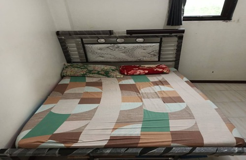 Sukabumi Hotel | SPOT ON 93385 Penginapan Hj Lilis 2 Syariah