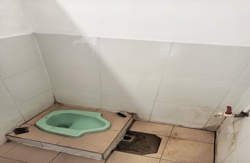 Sukabumi Hotel | SPOT ON 93385 Penginapan Hj Lilis 2 Syariah