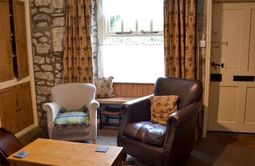 Austwick House | Spoutscroft Cottage
