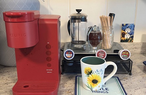 Columbus House | Sprawling 3-bedroom house, luxe amenities, mid-century architecture in Columbus