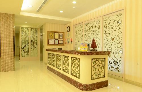 Fengshan District Hotel | Spring Art Hotel