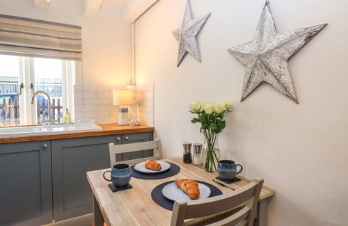 Sea Palling Cottage | Spring Cottage