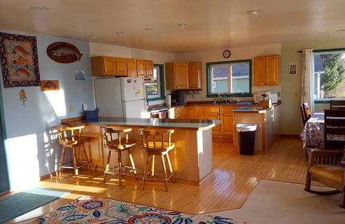 Kodiak House | Spring Sale! March and April Savings. Visit our cozy, ocean-view home
