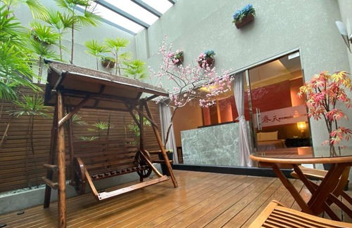 Dali House | Spring SPA Motel