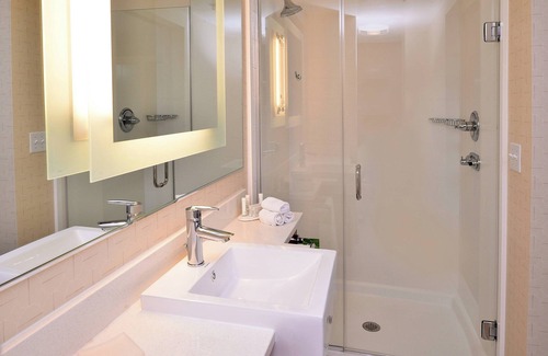 Voorhees Hotel | SpringHill Suites by Marriott Voorhees Mt. Laurel/Cherry Hil
