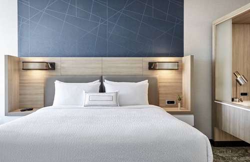 Estero Hotel | SpringHill Suites by Marriott Fort Myers Estero