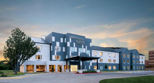 Brookhollow Hotel | SpringHill Suites by Marriott Houston Brookhollow