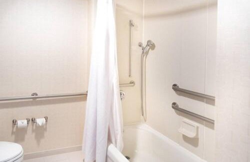 Greenwich Hotel | Springhill Suites by Marriott Wichita East At Plazzio