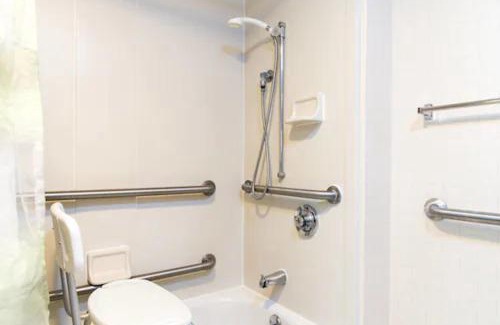 Greenwich Hotel | Springhill Suites by Marriott Wichita East At Plazzio