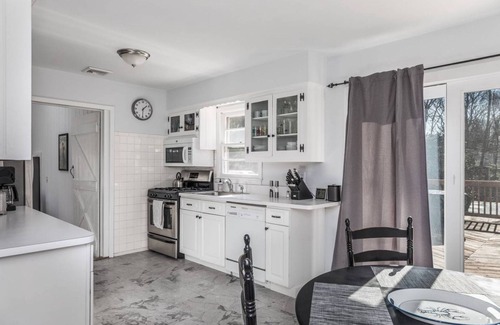 Springs House | Springs Oasis Pool, Fenced Yard, 6 Mins to Beach, 3BR Retreat