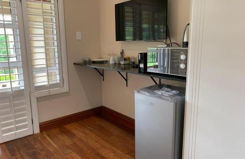 Hillcrest House | Springside House