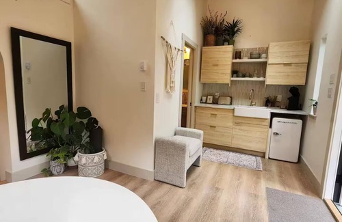 Port Alberni Cottage | Sproat & Cedar Cottage