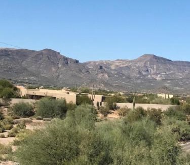 Cave Creek Bed & Breakfast | Spur Cross Inn