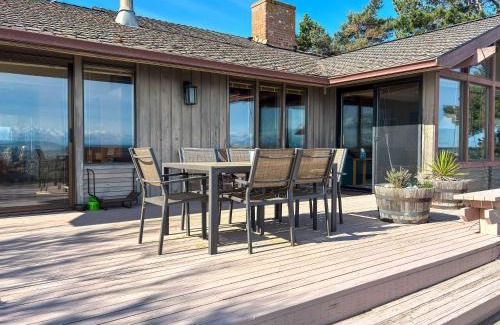 Sequim House | Sq Secret Garden