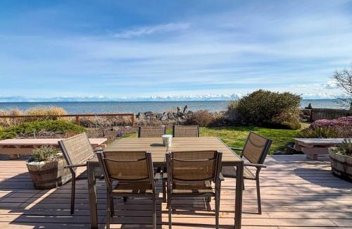 Sequim House | Sq Secret Garden