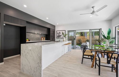 Port Douglas Villa | St Crispins Villa 2 with private heated pool