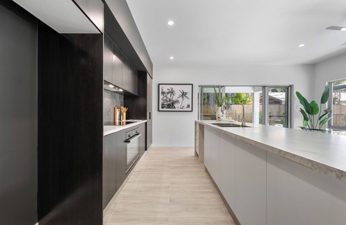 Port Douglas Villa | St Crispins Villa 2 with private heated pool