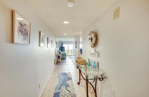 Beachwalk Apartment | St Helena Island Condo - half Mi to Beach
