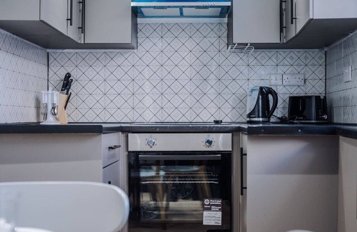Burnley Apartment | St James Place - Cosy Central Retreat
