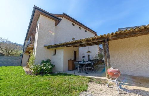 Saint-Jorioz House | ST JORIOZ- Le Nid O Grives, maison familiale entre lac et montagnes- Home cinema- LLA Selections by Location lac Annecy