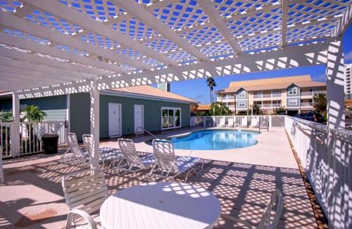 Destin House | St. Martin Beachwalk Villas 423