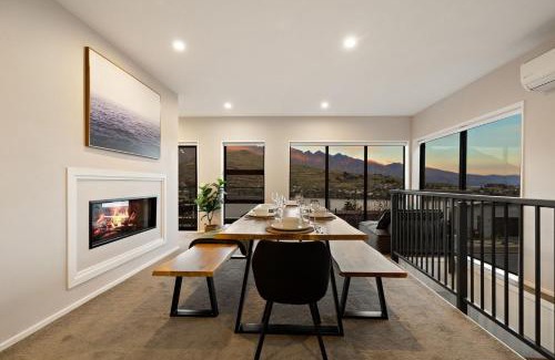 Queenstown House | St Matthews Views Cecil