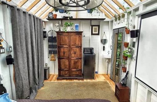 Brantingham Apartment | Stabbin Cabin #2 on Grant Island-HotTub,Boat,Pets