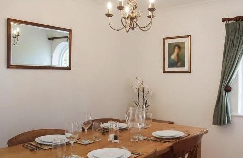 Sharpthorne House | Stablehurst Cottage