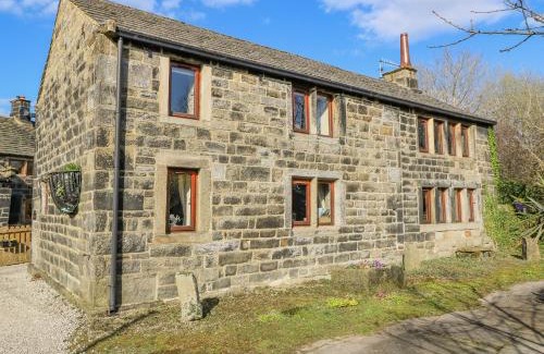 Todmorden House | Stables Cottage