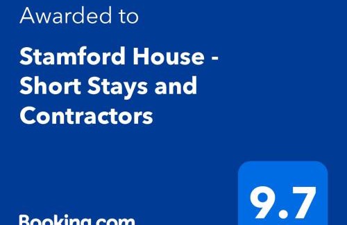 Stamford House | Stamford House - Superb Short Stays and Contractors with Free Parking