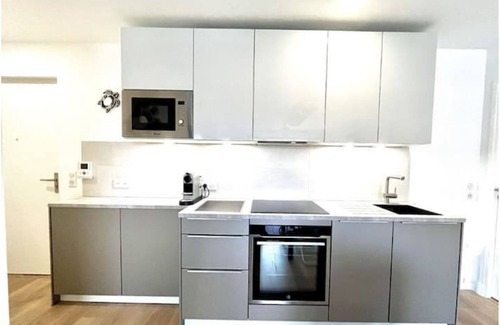 Deauville City Centre Apartment | Standing, Centre, 2 Sdb 2 WC, Balcon, Parking