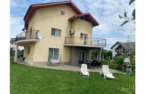 Zbuzany House | Stanislava MOR