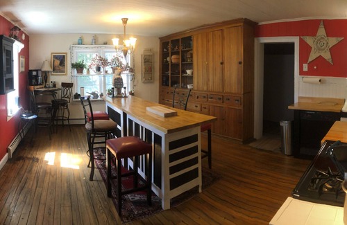 Cooperstown House | Star Field Farmhouse.Cooperstown Dreams Park Paradise awaits!