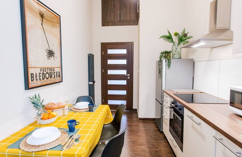 Wesoła Zachod Apartment | Star6 ツ 3 bedrooms ツ 2 bathrooms