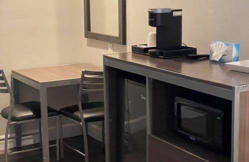 Munras Avenue Hotel | Stargazer Inn and Suites