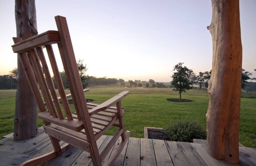 New Ulm Cabin | StarHill Farms Hinze Cabin