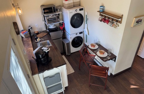 Emigrant House | Starlight Loft for Four in Paradise!