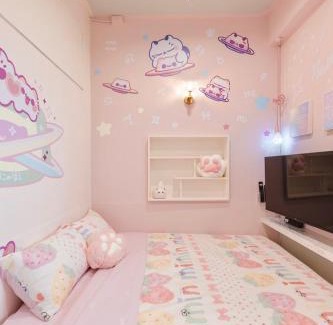 Old Town House | Stars walk slowly