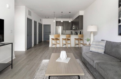 Crestwood South Apartment | Station 1BD 2 - One Bedroom Apartment, Sleeps 2