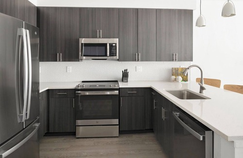 Crestwood South Apartment | Station 1BD 2 - One Bedroom Apartment, Sleeps 2