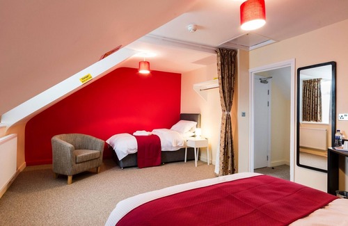 Norwich Hotel | Station Hotel