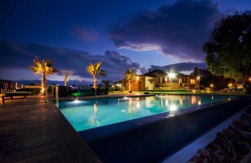 Stavros Villa | Stavros Beachfront Homeleader