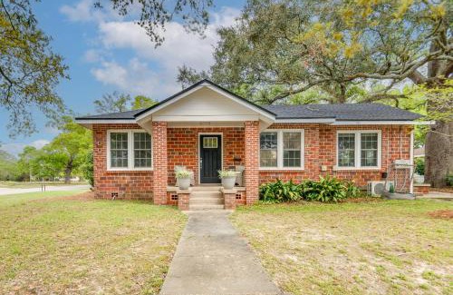 East Hill House | Stay and Play in Pensacola Apartment Near Dtwn