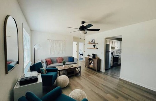 Columbia House | Stay at Jasmine in Columbia