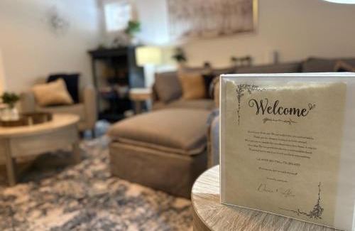 Caton House | Stay at The Retreat! Gatlinburg-Dollywood